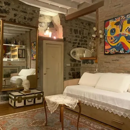 Apartment La Casa Di Claretta *